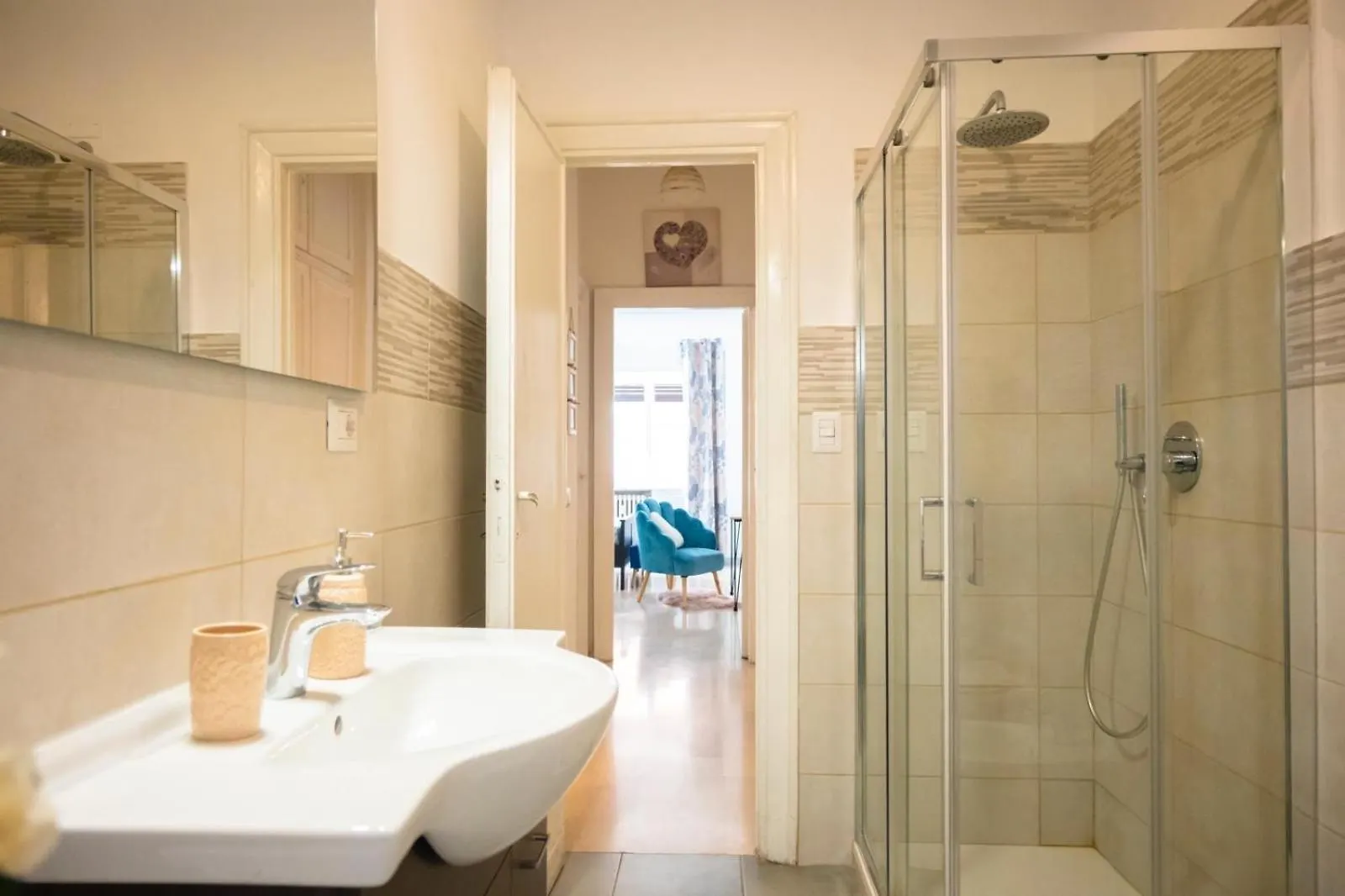 Appartamento Di Dora Lt Rome Apartment